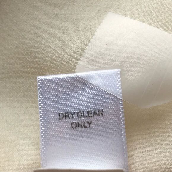 Banana Republic silk tank blouse ruffles cream Small - Picture 5 of 10